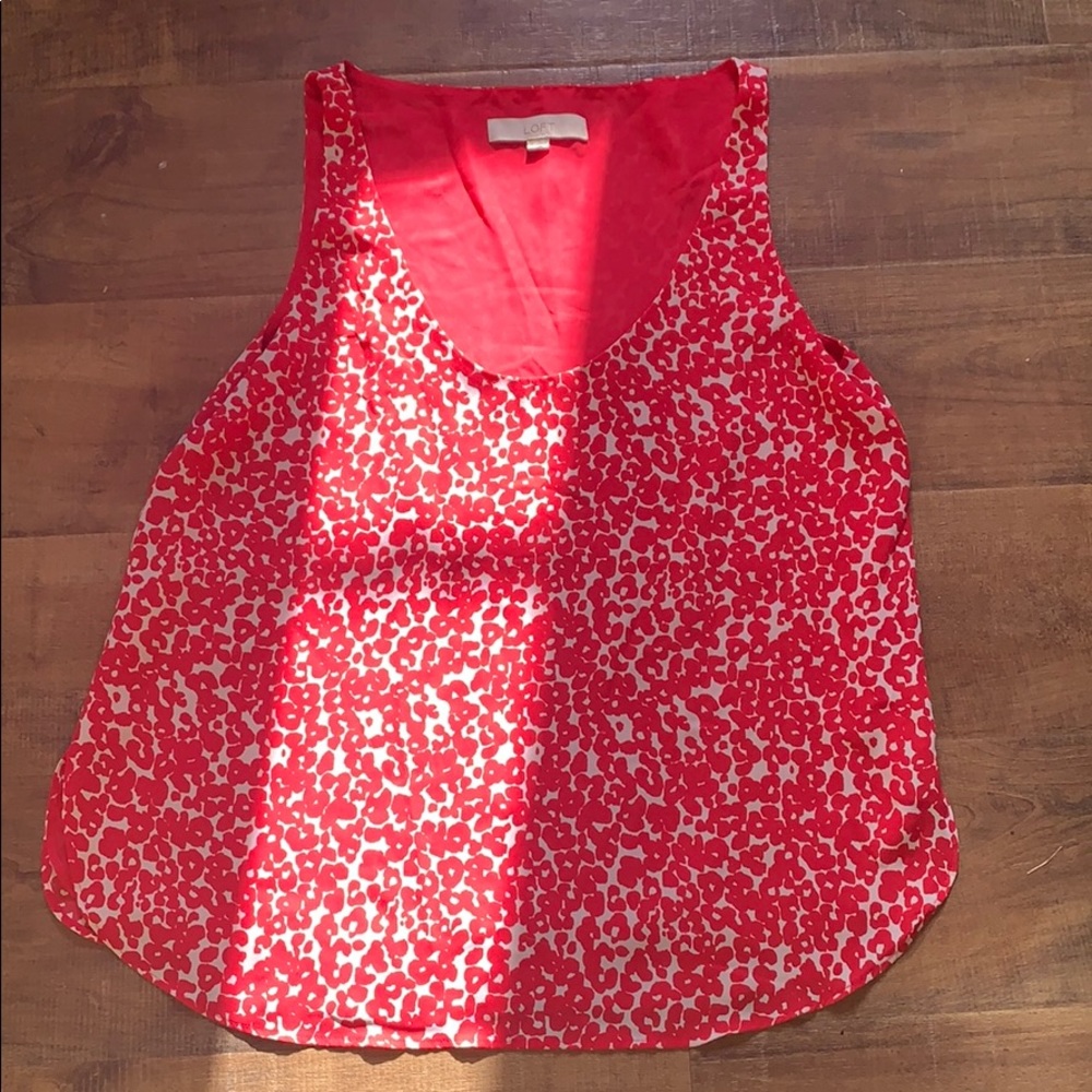 Pink printed flowy tank